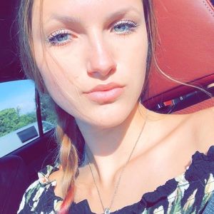 Meet your Posher, Ashton